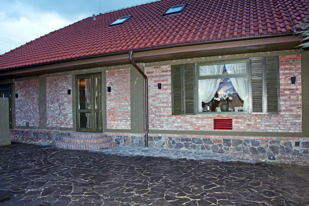 Barock Restaurant & Pension Topolcany Phòng bức ảnh
