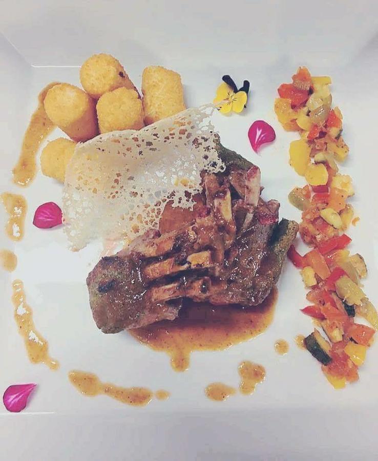 Barock Restaurant & Pension Topolcany Ngoại thất bức ảnh